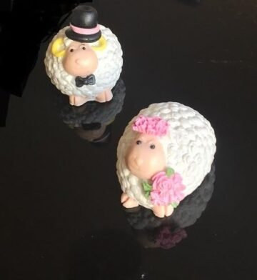 Cute Edible Sugar Bride & Groom Sheep; Couple; 7.5cmx7cm Each Handmade 3D Wedding/Anniversary Cake Topper/decoration set- Free & Fast Shipping - Image 3