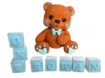 Personalised Large Cute Edible Sugar Fondant 3D Teddy Bear (8cm) and Letter/Number Bricks 2cm Each, Handmade Boys/Girls Birthday, Baby Shower, Christening Figure Cake Topper/Decoration -Free & Fast Next Day Shipping
